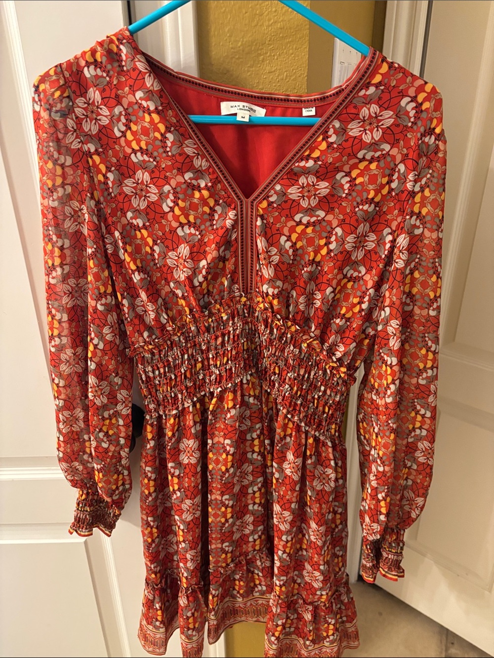 Max Studio Red Floral Long Sleeve Smocked Waist Dress - m